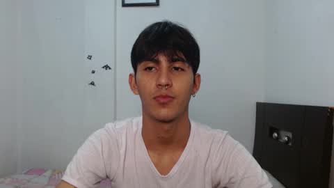 Snapshot of neithanzyn chatting on 19, 12, 2024 Neithanzyn online show from 19, 12, 2024