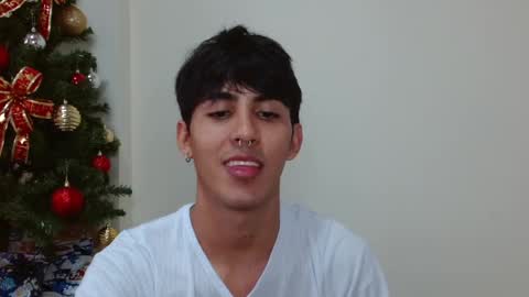 Snapshot of neithanzyn chatting on 21, 12, 2024 Neithanzyn online show from 21, 12, 2024