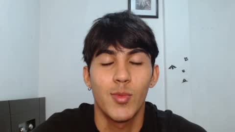 Snapshot of neithanzyn chatting on 30, 12, 2024 Neithanzyn online show from 30, 12, 2024