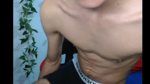 Snapshot of neithanzyn chatting on 2, 3, 2025 Neithanzyn online show from 2, 3, 2025