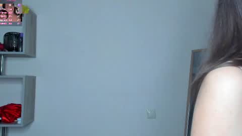 Snapshot of neldaestey chatting on 13, 6, 2026 Vicky and Beatrice online show from 13, 6, 2026