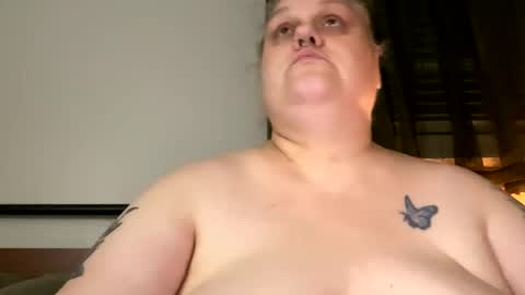 Snapshot of nellatlas chatting on 23, 10, 2025 Nellie Atlas online show from 23, 10, 2025