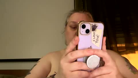 Snapshot of nellatlas chatting on 11, 11, 2025 Nellie Atlas online show from 11, 11, 2025