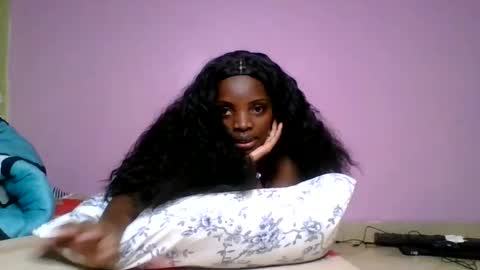 Snapshot of nelly_ebony5 chatting on 10, 6, 2026 nelly_ebony5 online show from 10, 6, 2026