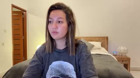 Snapshot of nellyfischer chatting on 15, 9, 2025 Nelly online show from 15, 9, 2025