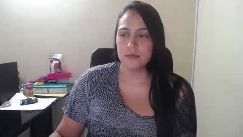 Snapshot of neny445 chatting on 10, 9, 2025 kelly lopez online show from 10, 9, 2025