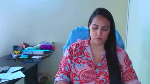 Snapshot of neny445 chatting on 25, 10, 2025 kelly lopez online show from 25, 10, 2025