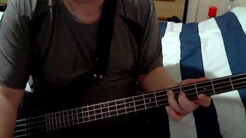 Snapshot of neobluebass chatting on 9, 6, 2026 neobluebass online show from 9, 6, 2026