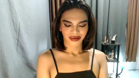 Snapshot of neomi_hardcock chatting on 4, 6, 2026 neomi online show from 4, 6, 2026