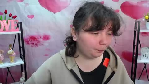 Snapshot of neonilalisova chatting on 3, 5, 2026 NeonilaLisova online show from 3, 5, 2026