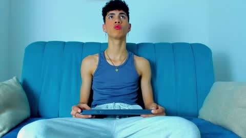  NeoRaptis  jhonatan  online show from 5, 3, 2025