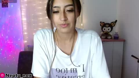 Neptu noxx online show from 12, 1, 2025