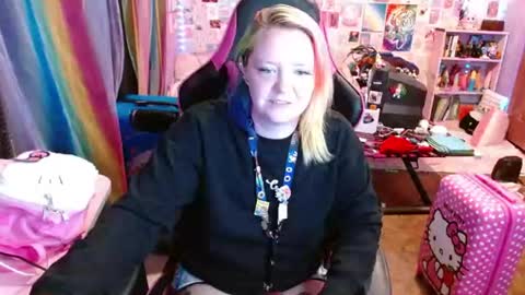 Snapshot of nerdgibbler chatting on 23, 6, 2026 NerdGibbler online show from 23, 6, 2026