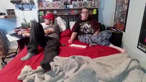 Snapshot of nerdy_kinkygrl420 chatting on 7, 10, 2025 ThatOneCouple online show from 7, 10, 2025