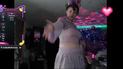 Snapshot of nerdy_squirty chatting on 10, 6, 2026 NerdySquirty online show from 10, 6, 2026
