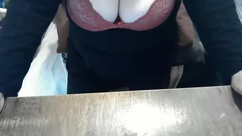 neslihan online show from 18, 2, 2025