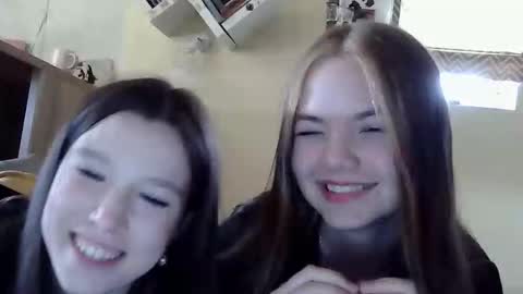 nessa2007 online show from 11, 5, 2026