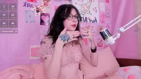 Snapshot of nesssav chatting on 4, 2, 2026 Nessa online show from 4, 2, 2026