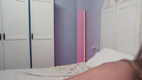 new dee online show from 15, 2, 2025