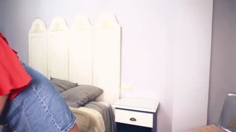 new dee online show from 8, 3, 2025