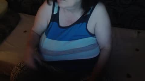 Snapshot of new_milf chatting on 13, 7, 2026 Lilly online show from 13, 7, 2026