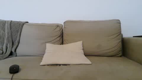 simi online show from 1, 1, 2025