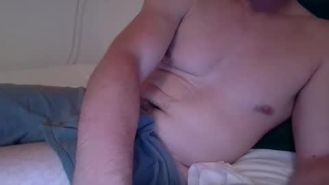 Snapshot of newu2022 chatting on 2, 10, 2025 newu2022 online show from 2, 10, 2025