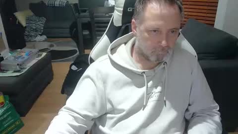 NewWorld online show from 5, 11, 2025