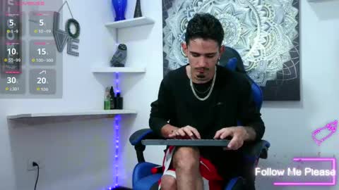 Snapshot of nextboywell1 chatting on 18, 4, 2026 Yeison online show from 18, 4, 2026