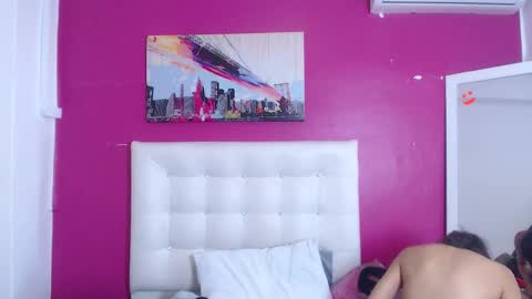 nextdoor_fantasy online show from 20, 12, 2025