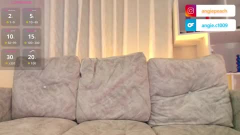 Snapshot of nezo_ chatting on 15, 6, 2026 Angie Instagram angie julianac add me online show from 15, 6, 2026