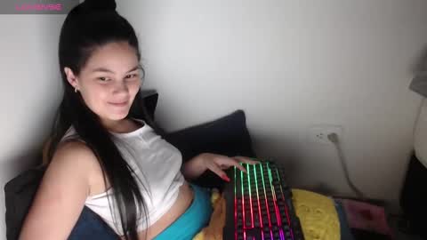 Snapshot of nezuko_sweet chatting on 6, 3, 2025 nezuko_sweet online show from 6, 3, 2025