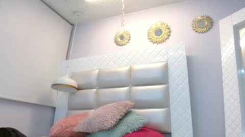 Snapshot of nezzukoo chatting on 2, 5, 2026 nezzukoo online show from 2, 5, 2026