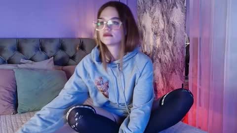 Nia online show from 14, 12, 2025