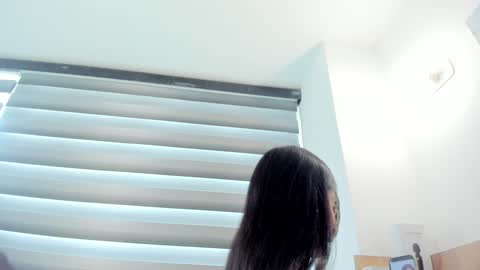 laura  online show from 6, 2, 2025