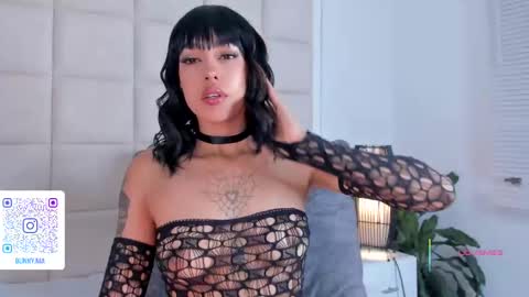 Snapshot of nia_bunny chatting on 13, 9, 2025 Nia online show from 13, 9, 2025