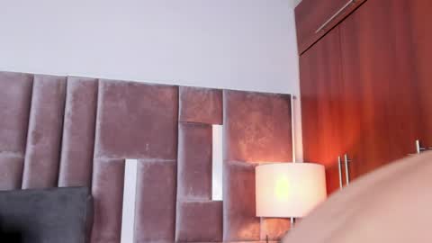 Nia online show from 22, 4, 2026