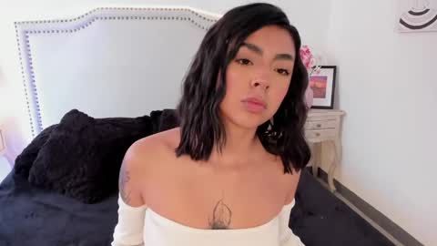 Nia Malkova online show from 14, 4, 2026