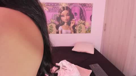  Nia  online show from 15, 12, 2025