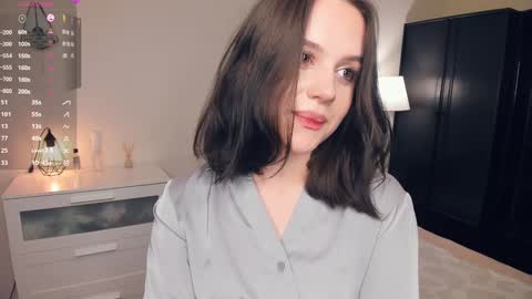 Snapshot of nice_kisss chatting on 10, 12, 2024 Alice online show from 10, 12, 2024