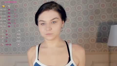 Snapshot of nice_kisss chatting on 9, 3, 2025 Alice online show from 9, 3, 2025