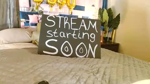 NICE AND SAVVY online show from 19, 10, 2025