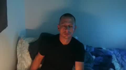 Snapshot of nicebutnaughty25 chatting on 1, 10, 2025 niceguy online show from 1, 10, 2025
