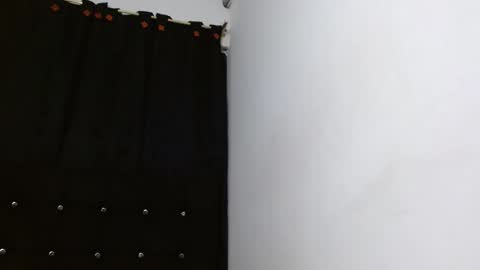 Snapshot of nicecherry_ chatting on 25, 12, 2024 Michell online show from 25, 12, 2024