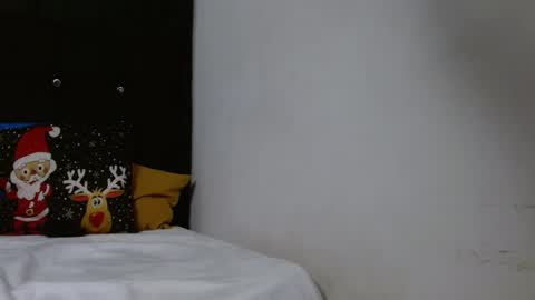 Snapshot of nicecherry_ chatting on 8, 1, 2025 Michell online show from 8, 1, 2025