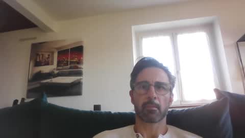 nicefrenchguy79 online show from 3, 11, 2025