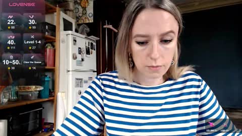 Snapshot of nicekat chatting on 4, 10, 2025 Kathrine online show from 4, 10, 2025