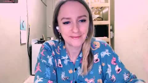 Snapshot of nicekat chatting on 5, 7, 2026 Kathrine online show from 5, 7, 2026