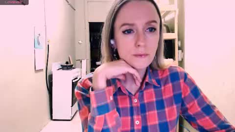 Snapshot of nicekat chatting on 20, 7, 2026 Kathrine online show from 20, 7, 2026