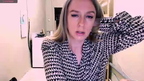 Snapshot of nicekat chatting on 29, 7, 2026 Kathrine online show from 29, 7, 2026